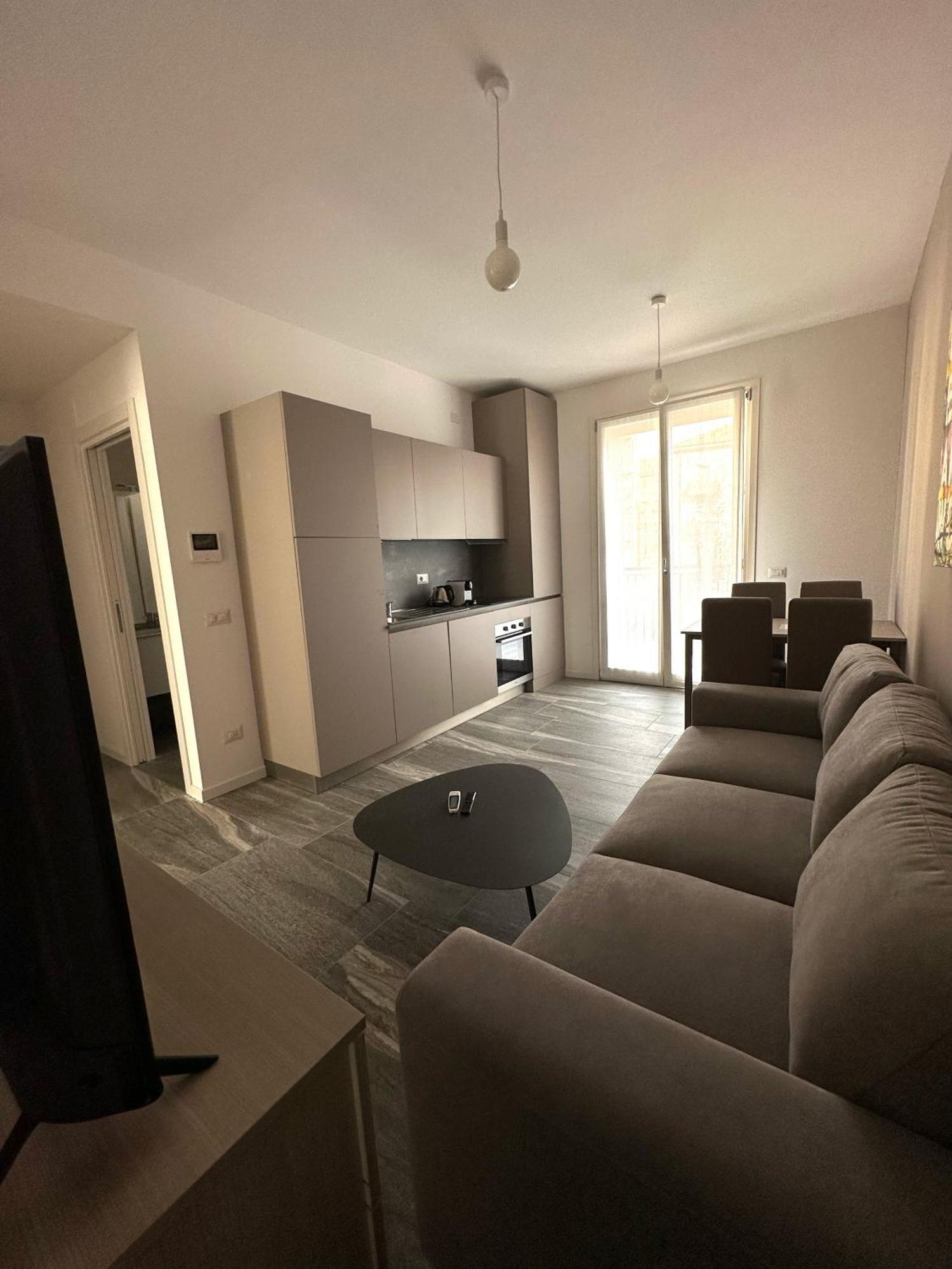 Essential Apartment Sesto San Giovanni Kültér fotó